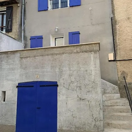 Maison De Village Pierrerue