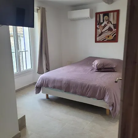 Maison De Village Pierrerue Hébergement de vacances *